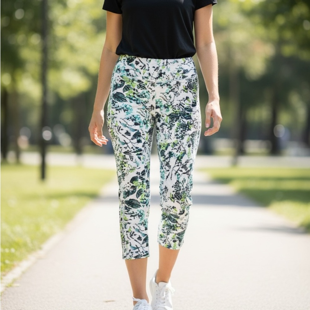 Lularoe Jade Athletic Capri Leggings size Medium